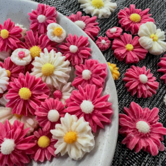 Фигурка из шоколадной глазури "Цветочный микс" 